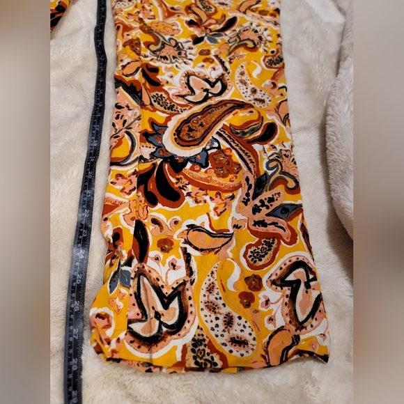 Jules & Leopold Comfy Flowy Paisley Floral Pants - Picture 4 of 11